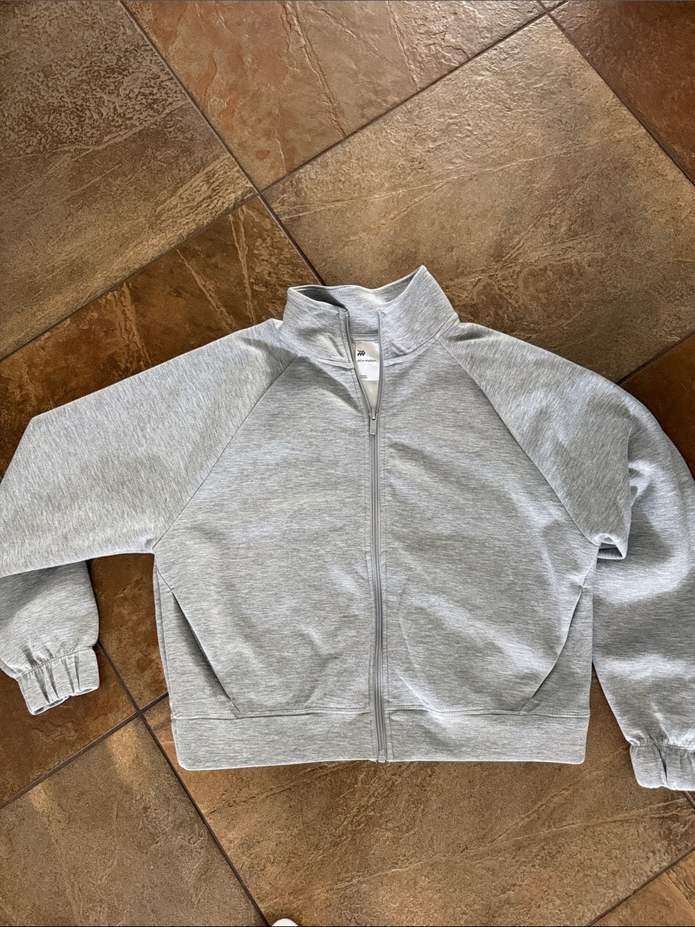 all in motion Light Gray Full-Zip Cropped Sweatshirt